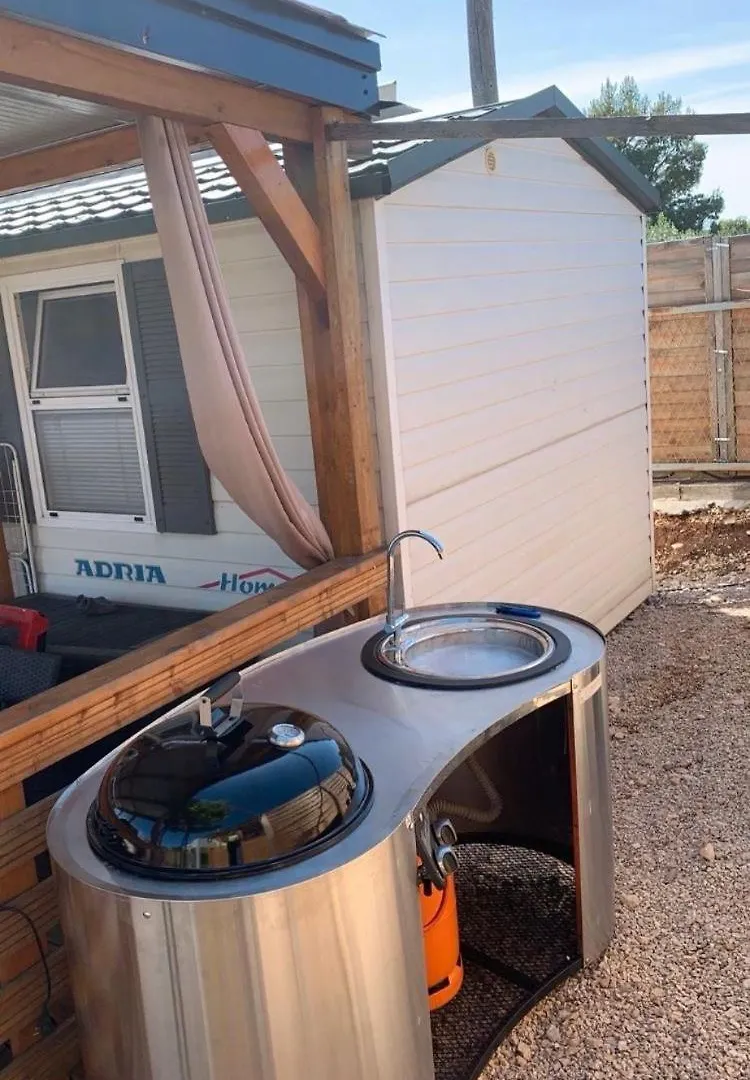 Campsite Chalet-Mobilehome Mit Pool Turanj Croatia